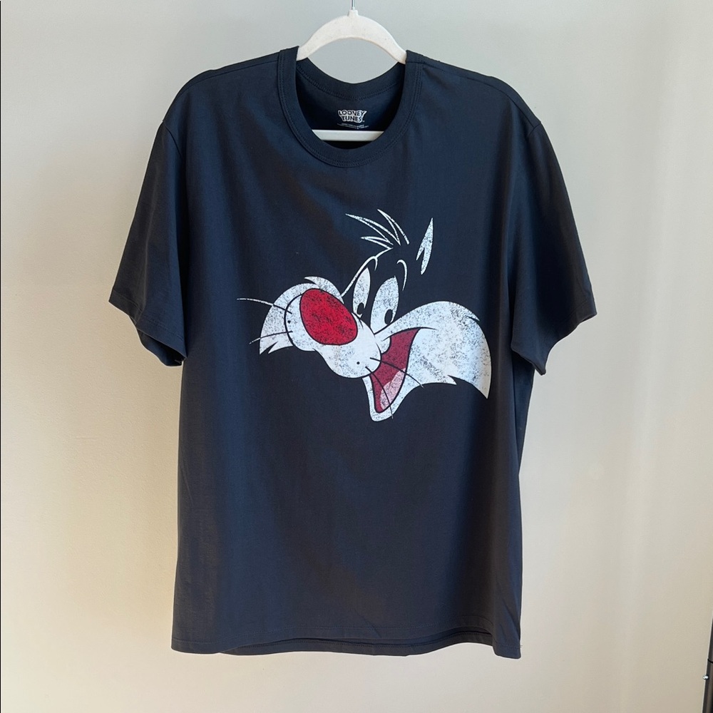 Warner Bros. Looney Tunes Dark Grey Sylvester Tee